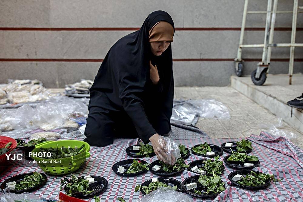 روایتی از مراسم «کوچه افطاری» در ماه مبارک رمضان تهران