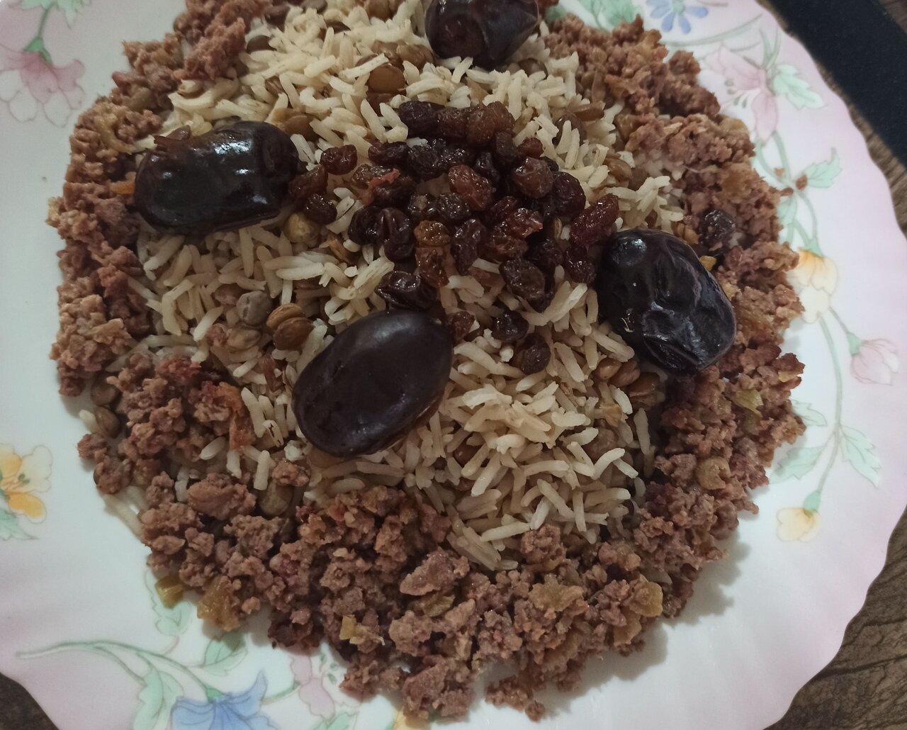  عدس پلوی نذری با گوشت چرخ کرده برای ماه رمضان