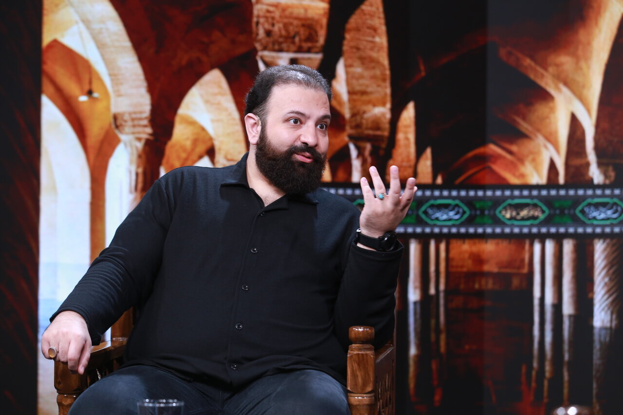شاعر حق سکوت ندارد! + ویدئو