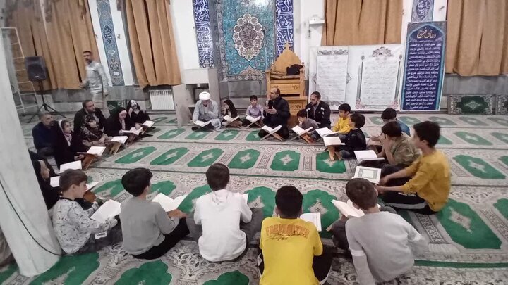 اجرای برنامه‌های قرآنی و تربیتی رمضان در کانون‌های مساجد کردستان