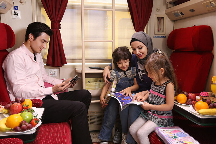کدام شرکتهای ریلی بلیت پیش فروش قطار نوروزی ارائه میدهند؟