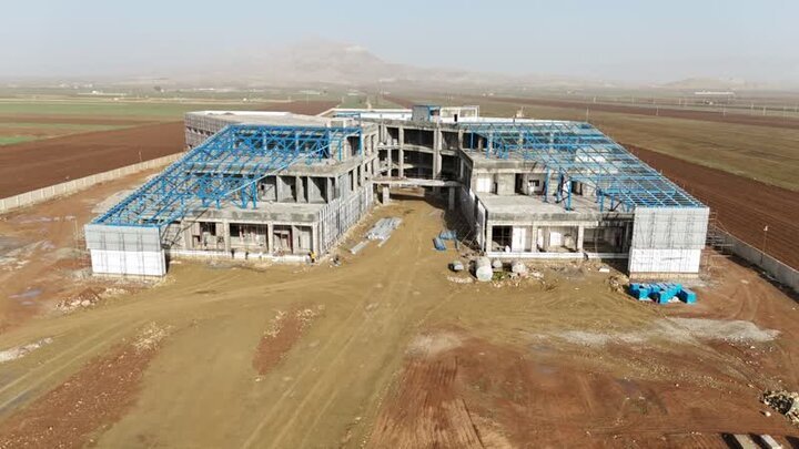 نسخه ۴.۶ همتی «پزشکیان» برای بیمارستانهای نیمهجان لرستان