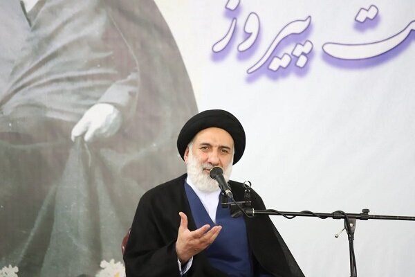 «زندگی با آیهها» آیات وحی را در متن زندگیها جاری میکند