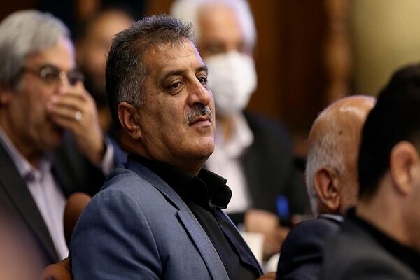 صیامی: درب کمپ تیمهای ملی به روی محیطی زاده باز است