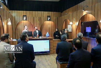 بازدید رئیس سازمان ثبت اسناد و املاک کشور از نمایشگاه روایت تحول