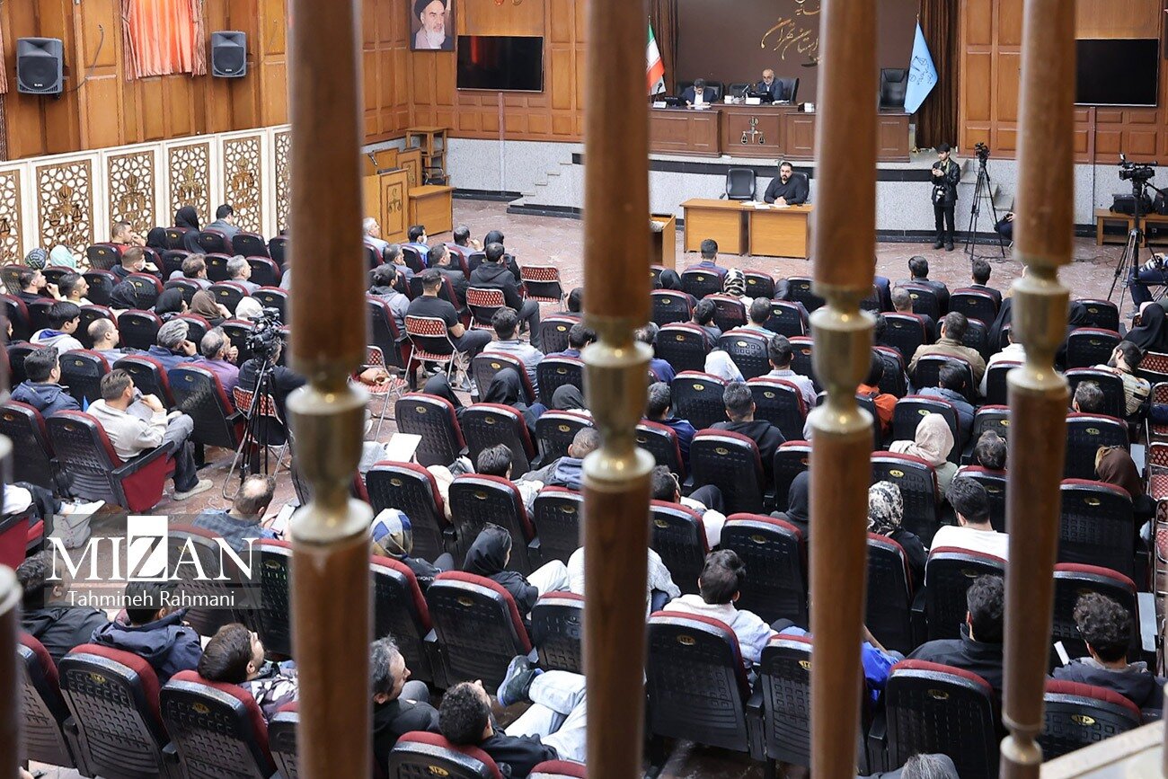 عکس/ دومین جلسه دادگاه رسیدگی به اتهامات پرونده «کوروش کمپانی»