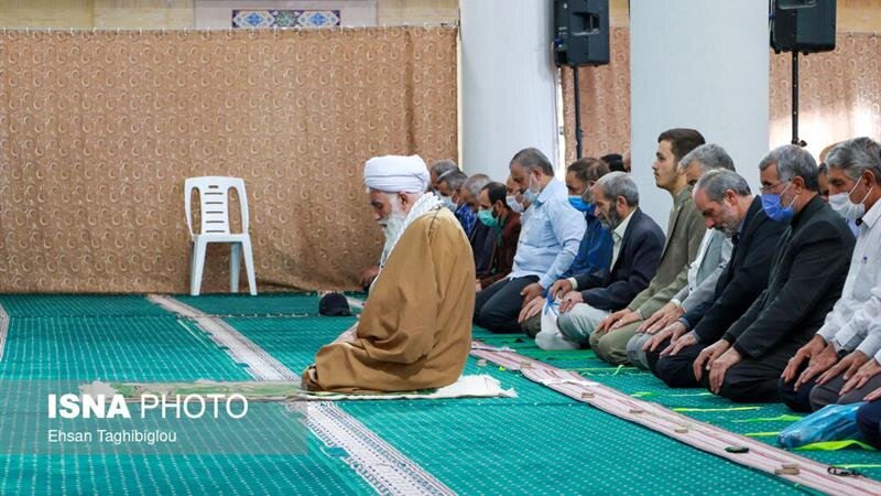 اقامه واقعی نماز کلید کاهش ناهنجاریها و ارتقای نظم اجتماعی است