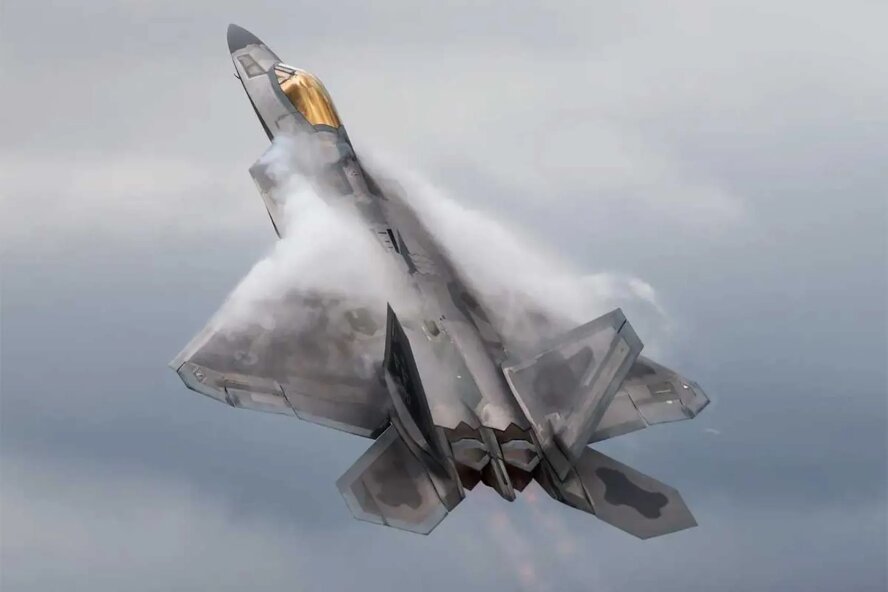 مصرف سوخت جنگنده F-22 رپتور چقدر است؟