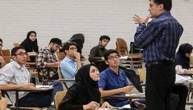 رفتار و نگرش مدرسان دانشگاه نسبت به دانشجویان غیرسنتی