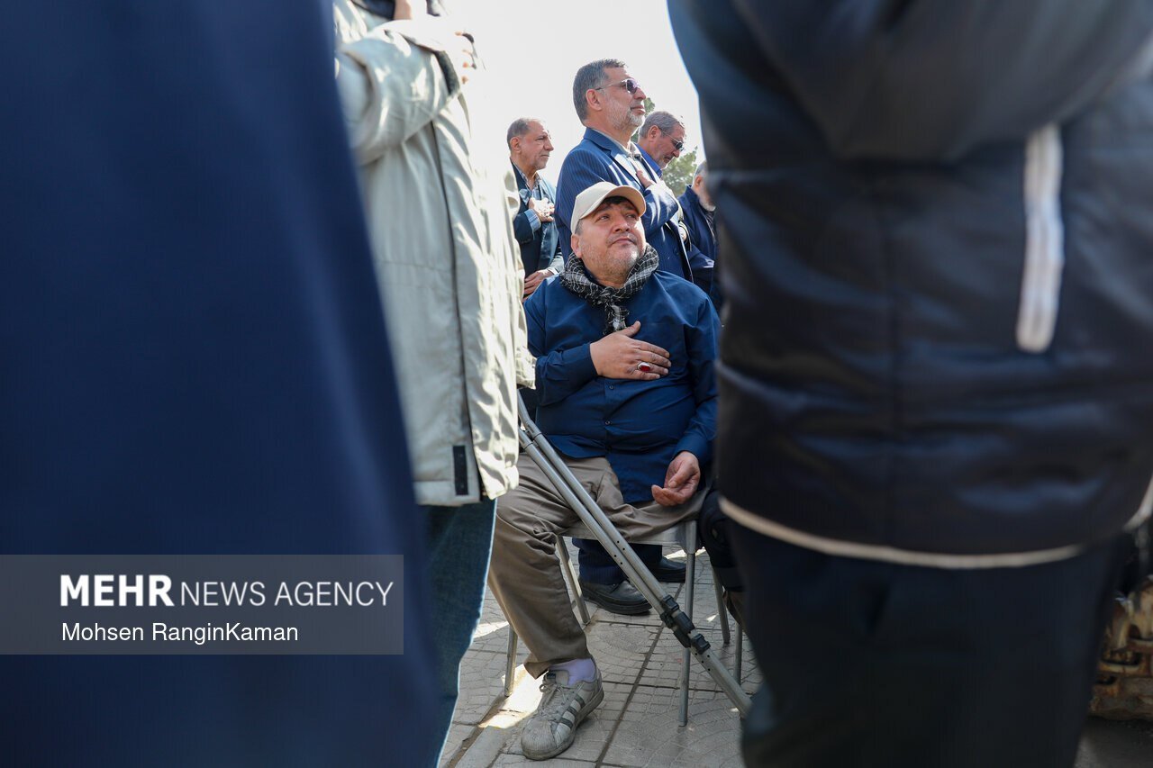 مراسم خاکسپاری مادر سردار جاویدالاثر حاج احمد متوسلیان