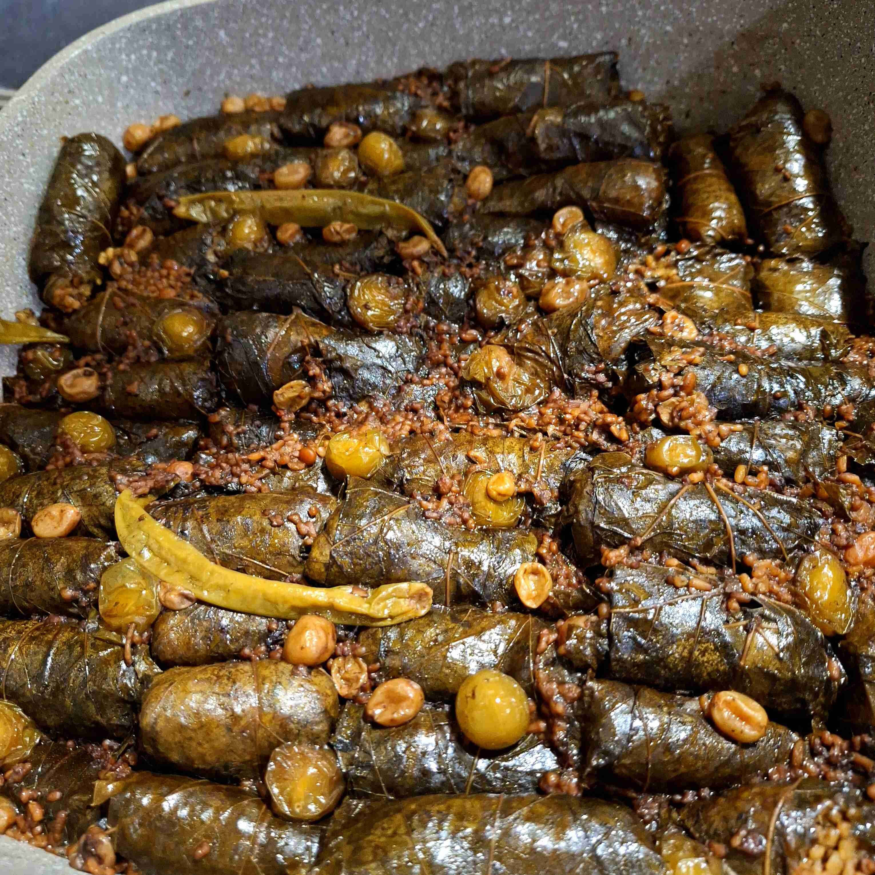 اینم یه دلمه برگ مو خوشمزه