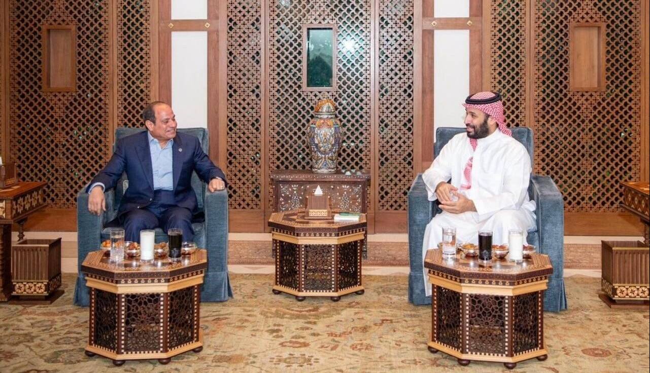 تاکید رئیس جمهور مصر و ولیعهد عربستان بر کاهش تنش‌ها در منطقه