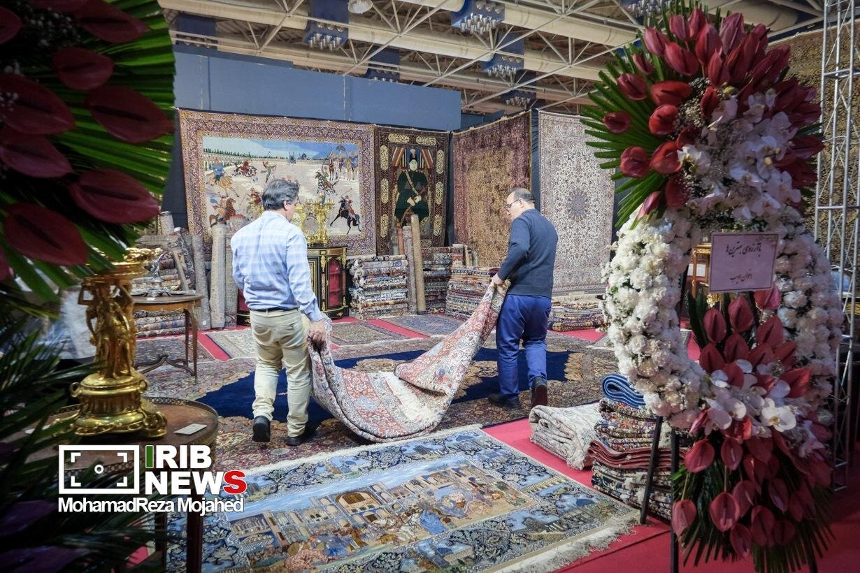 افتتاح سی و دومین نمایشگاه فرش دستباف ایران