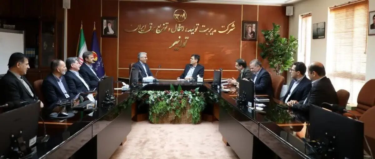 استان مرکزی الگوی کشوری در توسعه نیروگاههای خورشیدی بامی