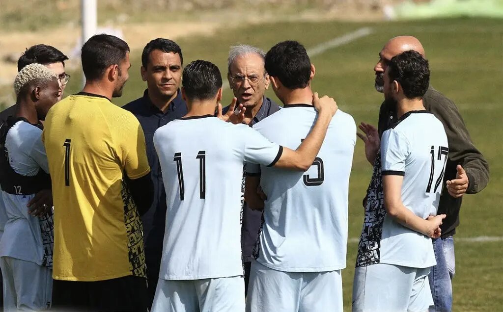 ترابیان: بازیکنان استقلال از بختیاری‌زاده حمایت کردند