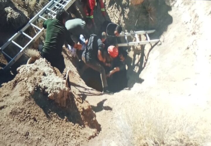 نجات معجزهآسای زن جوان از چاه در خرمبید فارس؛عاملان ربایش در دام پلیس