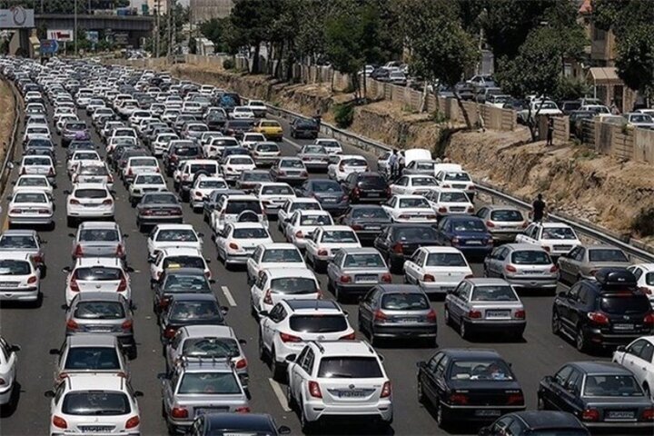 ترافیک در آزادراه های البرز؛ ادامه انسداد جاده کرج- چالوس تا ۱۸ اسفند