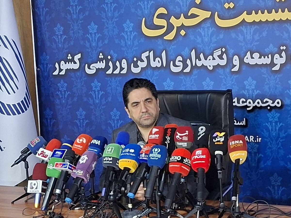 ثابت قدم: پیشرفت فیزیکی ورزشگاه آزادی از ۲۵ به ۷۰ درصد رسیده/ اواخر تیرماه زمان بهرهبرداری از ورزشگاه