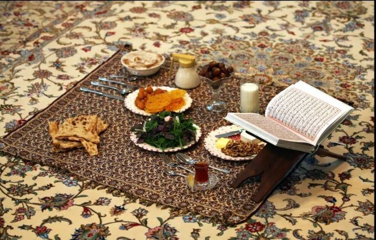 نکاتی برای غلبه بر تشنگی در ماه رمضان/ خوراکیهایی که مصرفشان سبب بیحالی روزهداران میشود