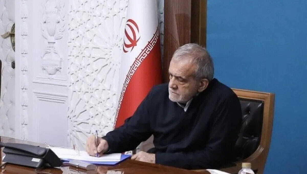 تسلیت رئیس جمهور در پی درگذشت مادر حاج احمد متوسلیان