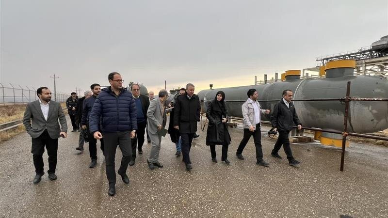 معاون استاندار: رفع موانع پتروشیمی زنجان تسریع شود