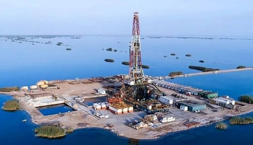 قمار در آزادگان؛ بازی پرهزینه با حیاتیترین میدان نفتی کشور
