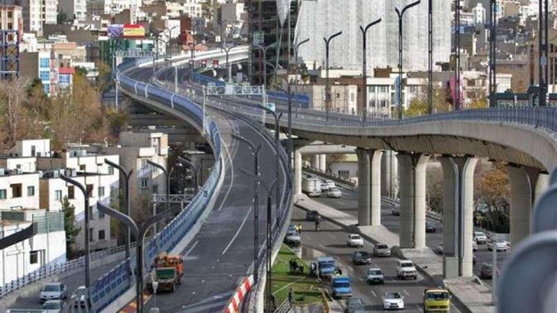 انسداد شبانه مسیر شرق به غرب تونل نیایش و پل صدر