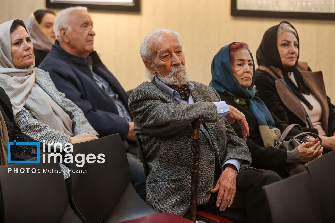 عکس/ مراسم پاسداشت و تکریم هنرمندان پیشکسوت