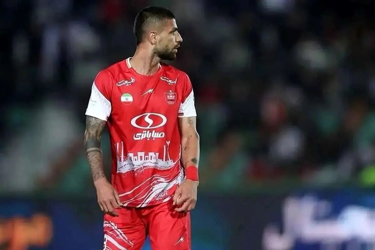 مصدومیت شدید سرلک در تمرین پرسپولیس