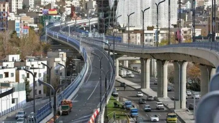 انسداد شبانه مسیر شرق به غرب تونل نیایش و پل صدر