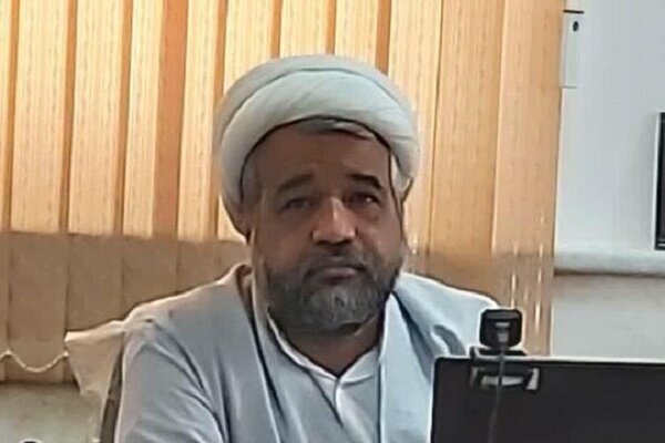 زندگی با آیه ها؛ قرآن را به متن زندگی مردم میرساند
