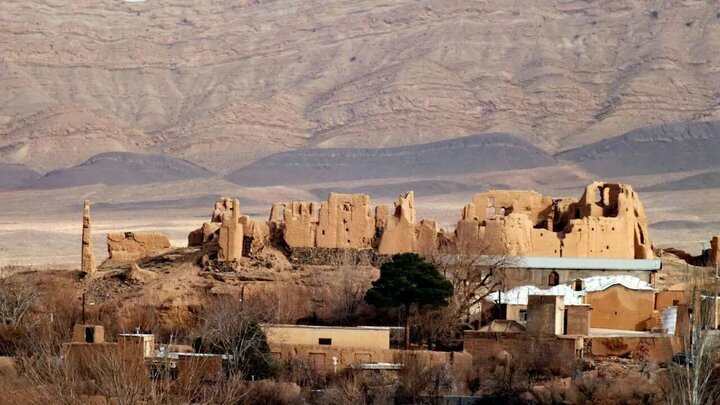 سرپرست میراث نطنز: درب سرقت شده قلعه خفر فاقد ارزش تاریخی بود