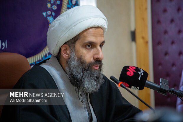 «زندگی با آیههاتلاشی سهساله برای جاریسازی قرآن در زیست اجتماعی است