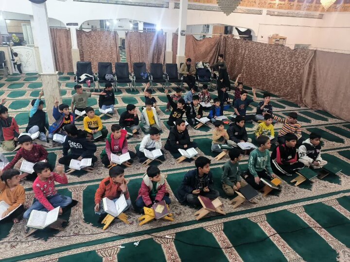 محفل انس با قرآن ویژه نوجوانان و جوانان در پیش‌قلعه برگزار می‌شود