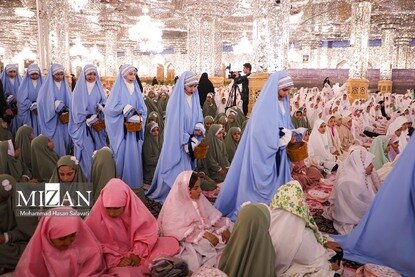جشن عبادت و ضیافت افطار دختران روزه اولی در حرم مطهر رضوی