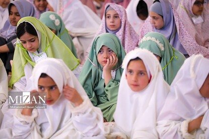 جشن عبادت و ضیافت افطار دختران روزه اولی در حرم مطهر رضوی
