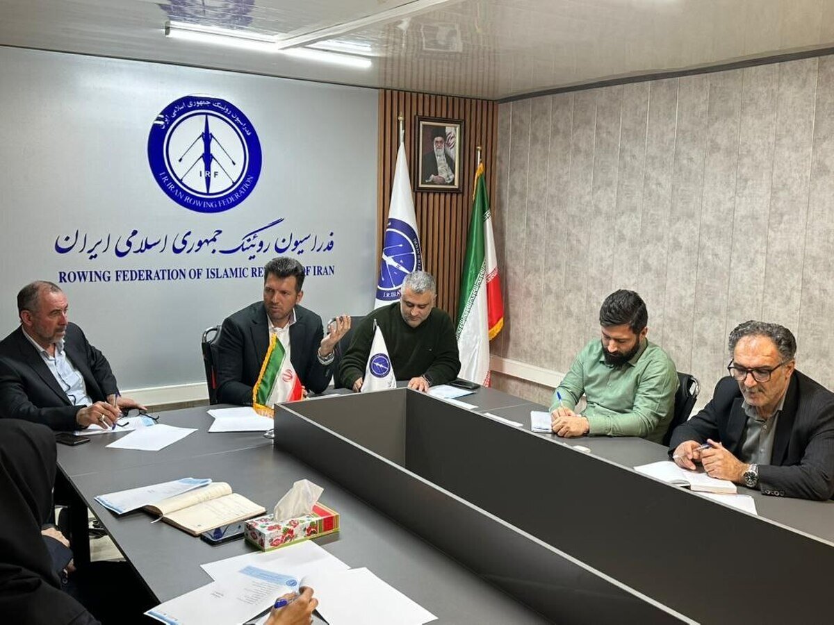 تصویب آییننامه مالی و معاملاتی در جلسه هیئت رئیسه فدراسیون روئینگ