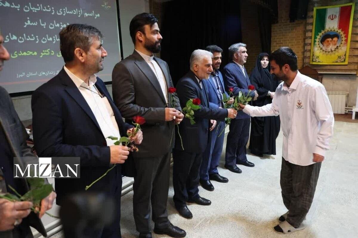 بازدید سه ساعته رئیس سازمان زندان‌ها از ندامتگاه فردیس/ ۱۳۷ زندانی آزاد شدند