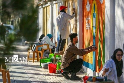 اجرای ۳۰ دیوارنگاره در آستانه نوروز - اصفهان