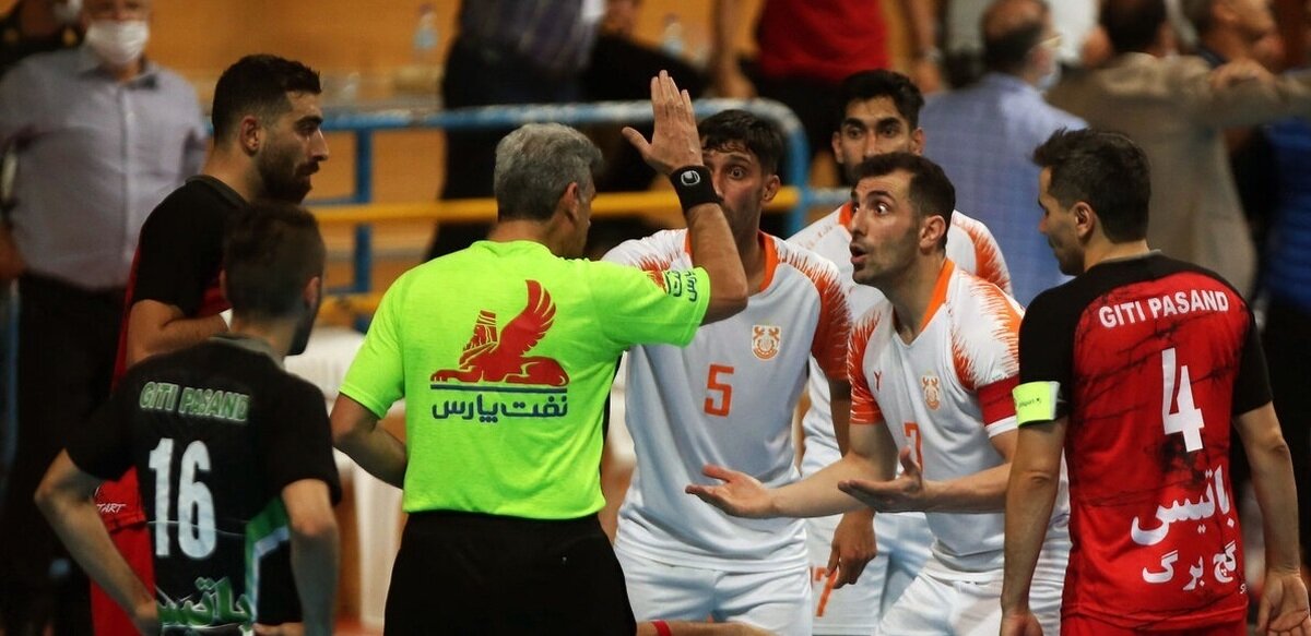 اعلام اسامی داوران هفته بیست و پنجم لیگ برتر فوتسال