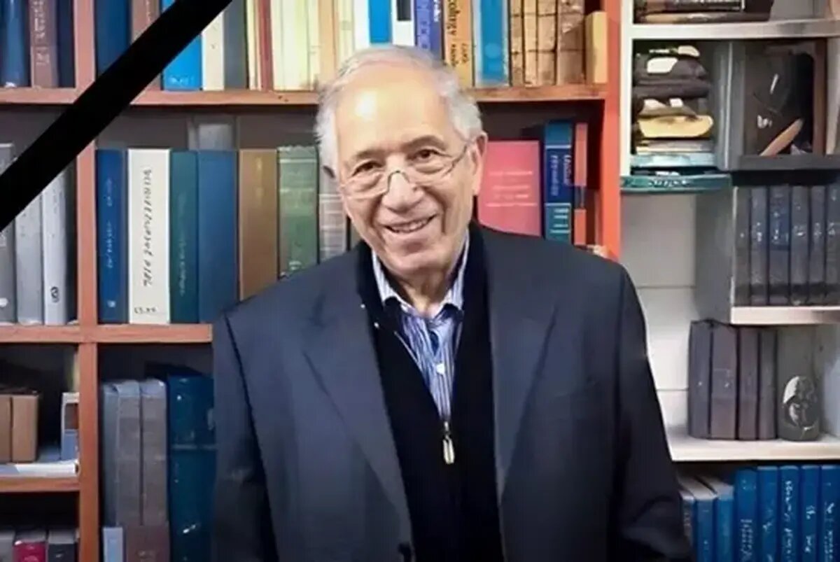 پیام تسلیت رئیس مرکز تحقیقات علوم دارویی در پی درگذشت زنده یاد دکتر عباس پوستی