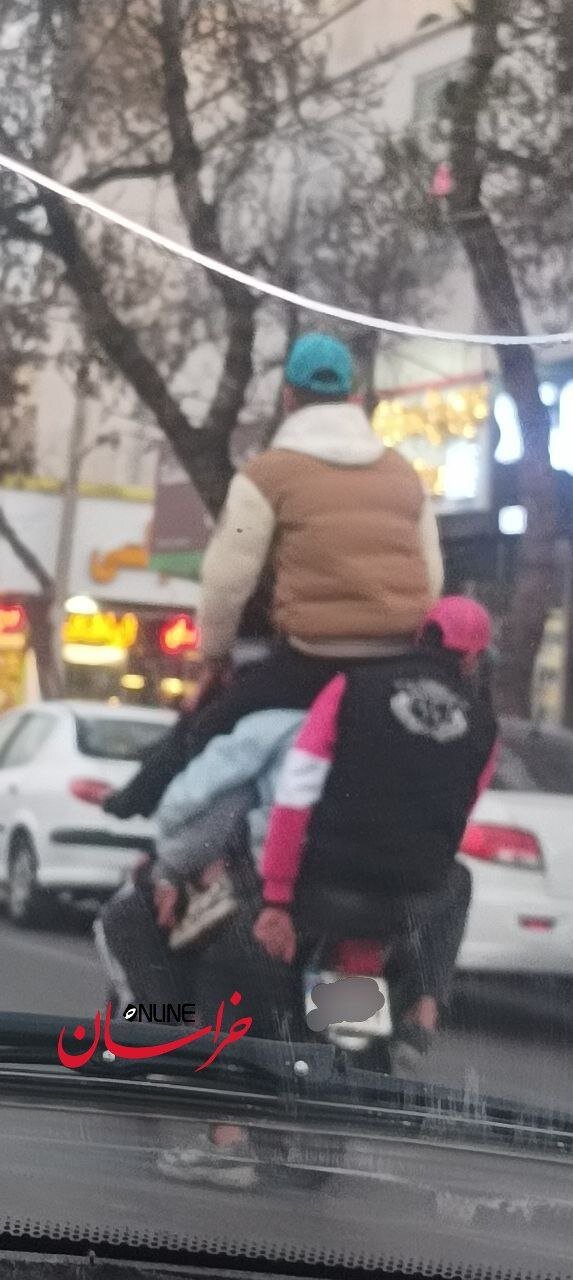 عکس/ شوخی خطرناک چند نوجوان با موتور در مفتح مشهد