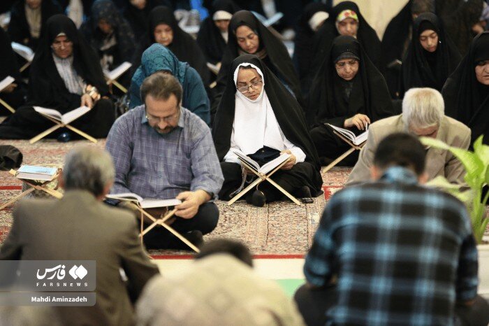 جمع‌خوانی قرآن کریم در حسینیه ثارالله کرمان