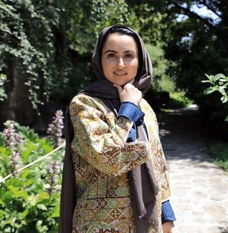 چرا عرق بعضیها بوی پیاز، گوگرد و ماهی خام میدهد؟ | استرس بوی عرق را تندتر میکند؟