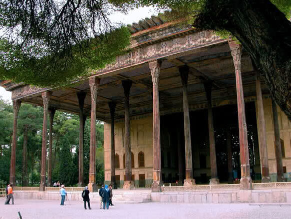 چهلستون دربزنگاه مدیریتی؛پاسخ به تردیدها درباره اداره اثر جهانی اصفهان