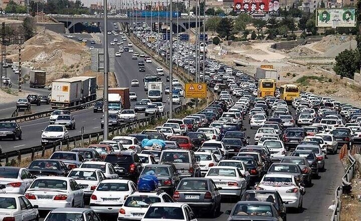 ترافیک در آزادراه تهران-کرج -قزوین سنگین است
