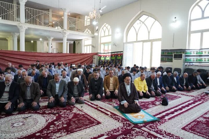 محفل قرآنی «زندگی با آیهها» در حوزه «کمالیه» خرمآباد برگزار شد