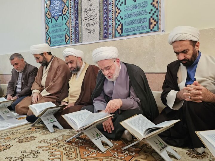 ضیافت نور و همدلی در مدرسه؛ وقتی آیات مهمان دل دانشآموزان سنندجی شد