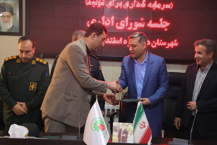 رحیمیان: تعزیرات حکومتی با متخلفان اقتصادی بدون مماشات برخورد میکند