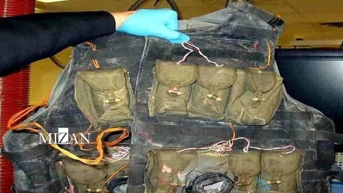 کشف مواد منفجره و جلیقه انتحاری در مرز زابل